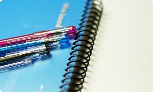 2023工作经验材料：县法院“1＋2＋3”模式全力攻坚绩效提升